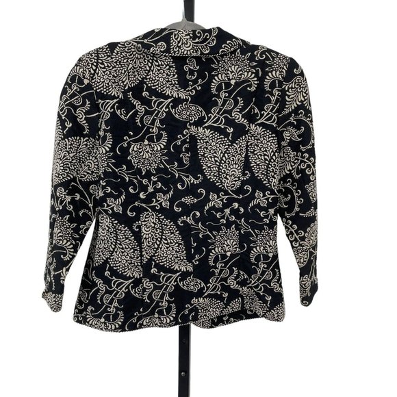 Cabi Eliza Tapestry Brocade Jacket sz 6 Paisley Floral Blazer 3/4 Sleeve Black - Picture 2 of 7